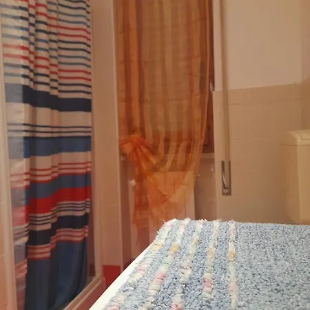 La Mimosa Apartment *